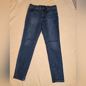 Tahari Chloe Skinny Jeans 10/30